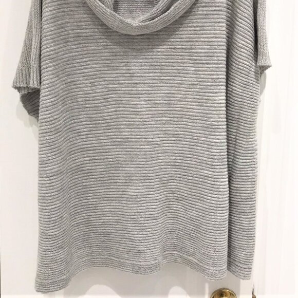 Leroy & Perry Alpaca Blend Poncho Cape Sweater Very Soft Lightweight OS - Picture 3 of 7